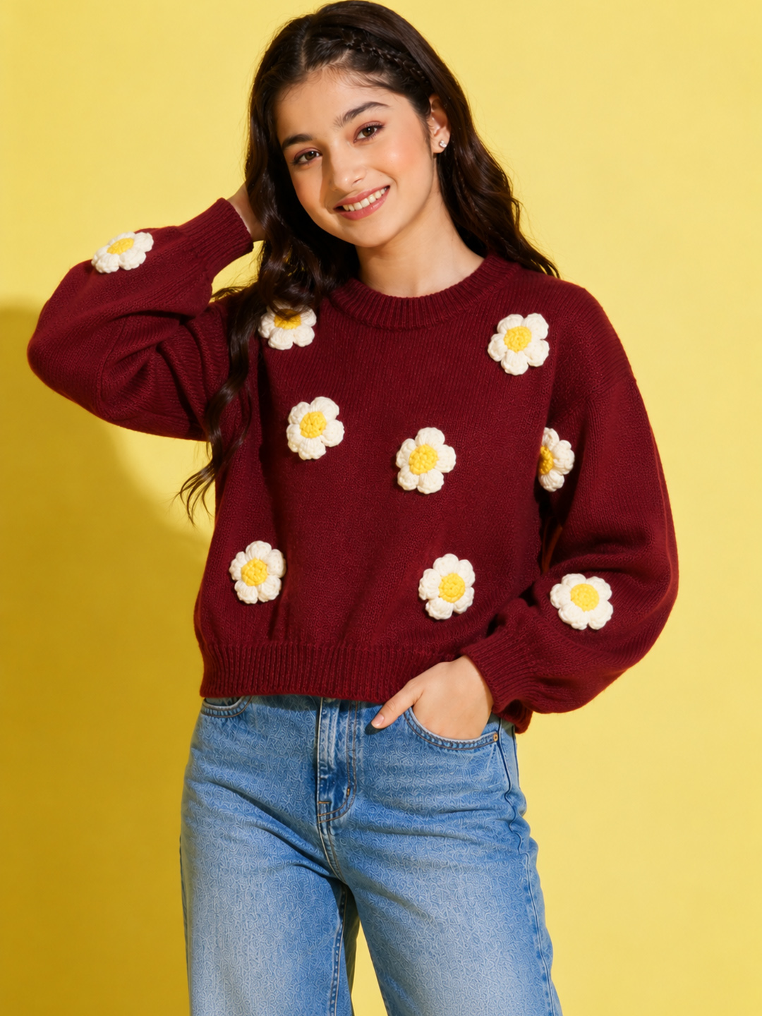 Woonie Handknitted Full Sleeves Floral Applique Detailed Pullover - Maroon
