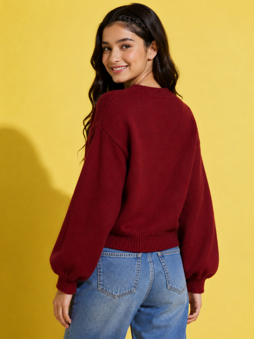 Woonie Handknitted Full Sleeves Floral Applique Detailed Pullover - Maroon