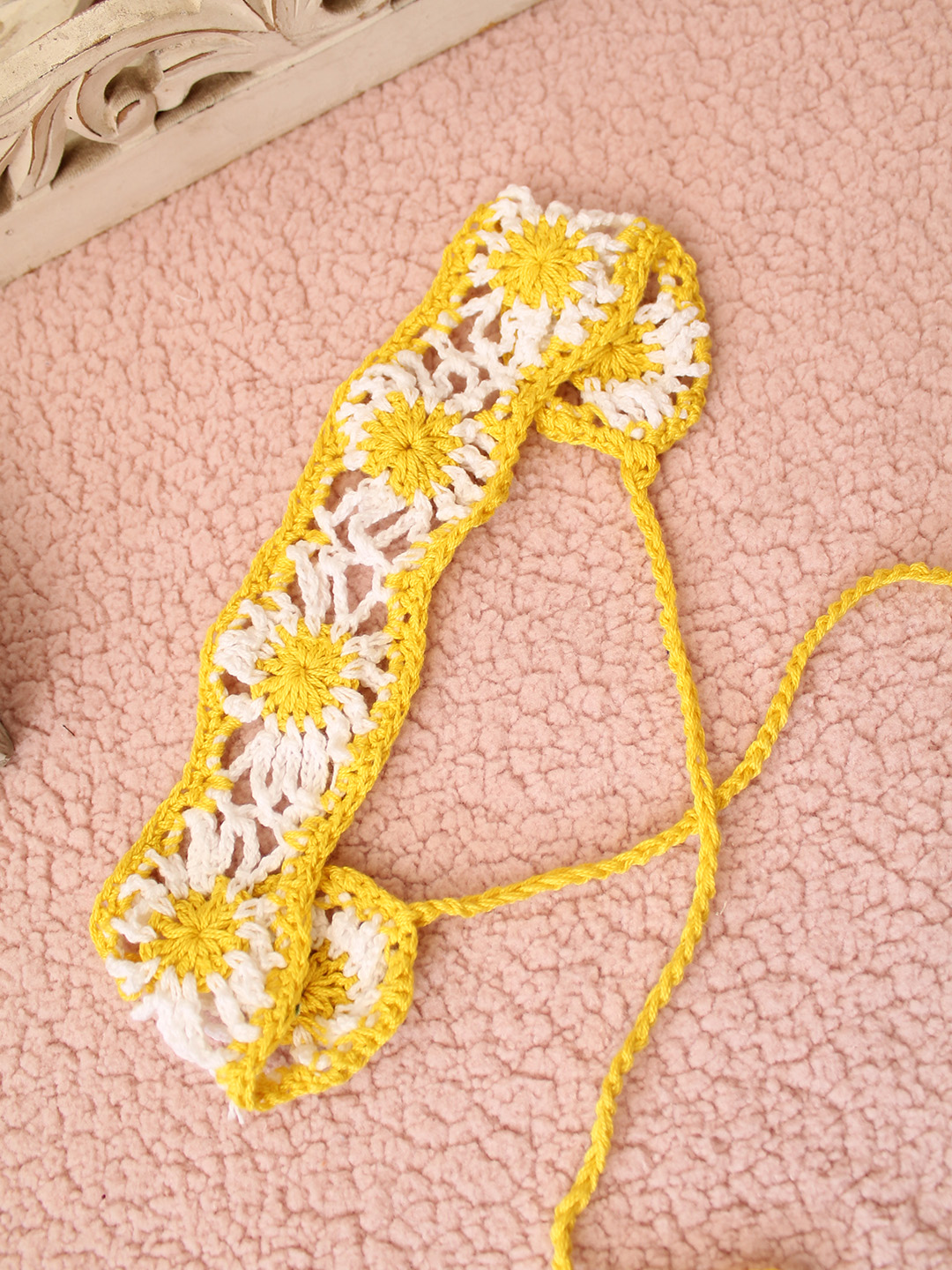 Velvery Daisy Floral Designed Crochet Headband (Set of 2) - Multicolor