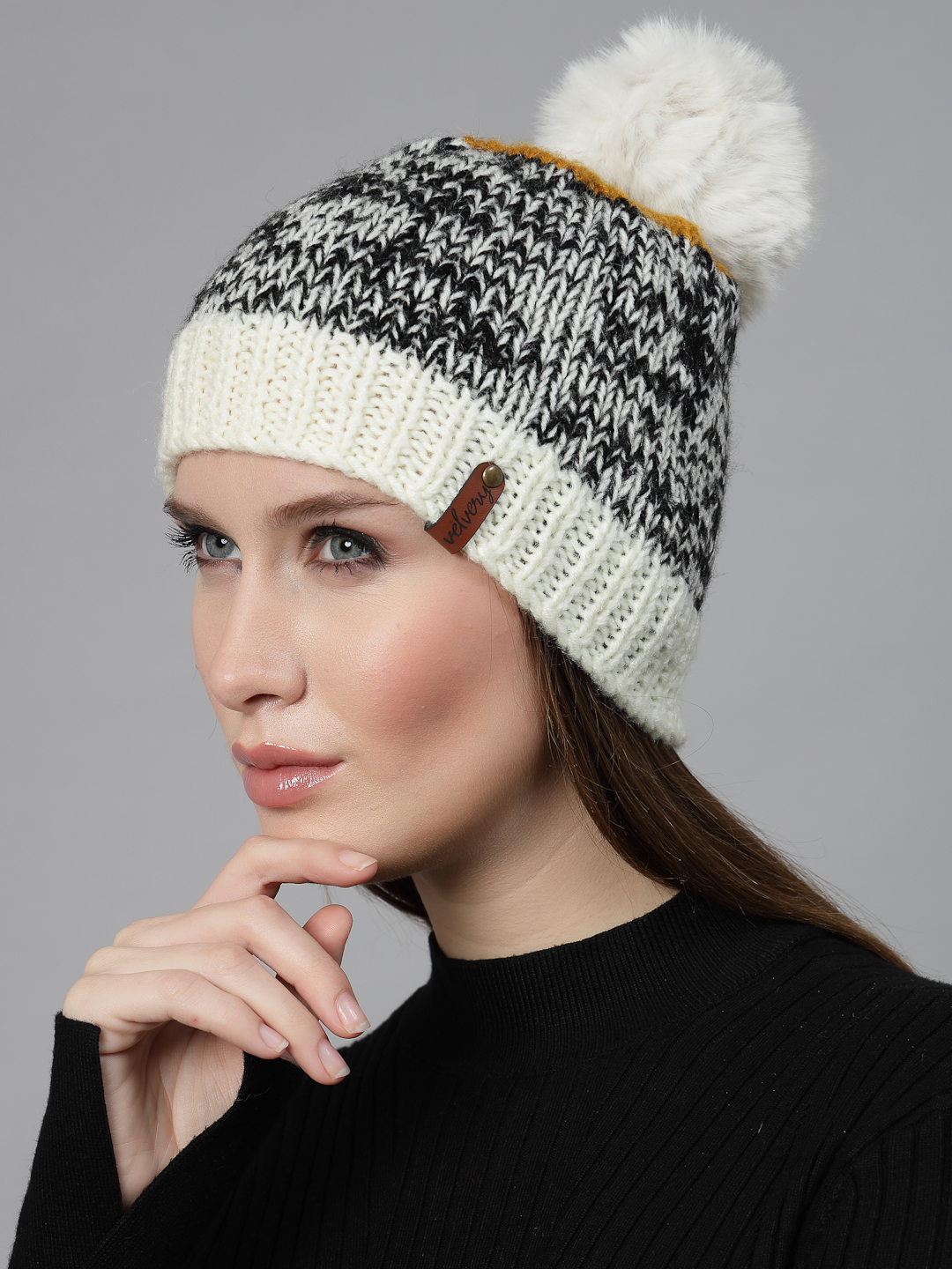 Velvery Handknitted White Self Design Pom Pom Beanie
