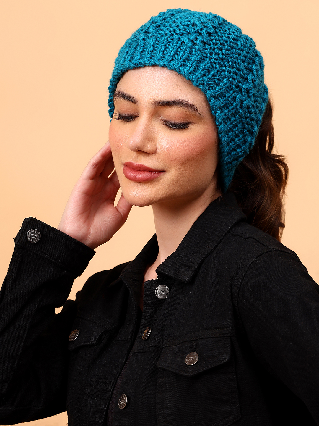 Velvery Self Design Merino Wool Ponytail Cap