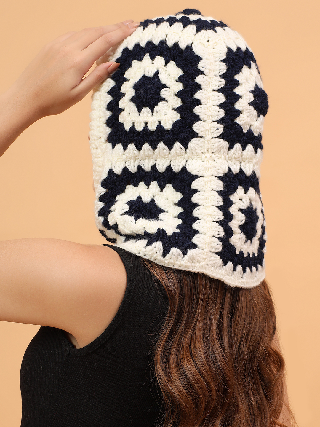 Velvery Crochet Granny Sqaure Balaclava - Black