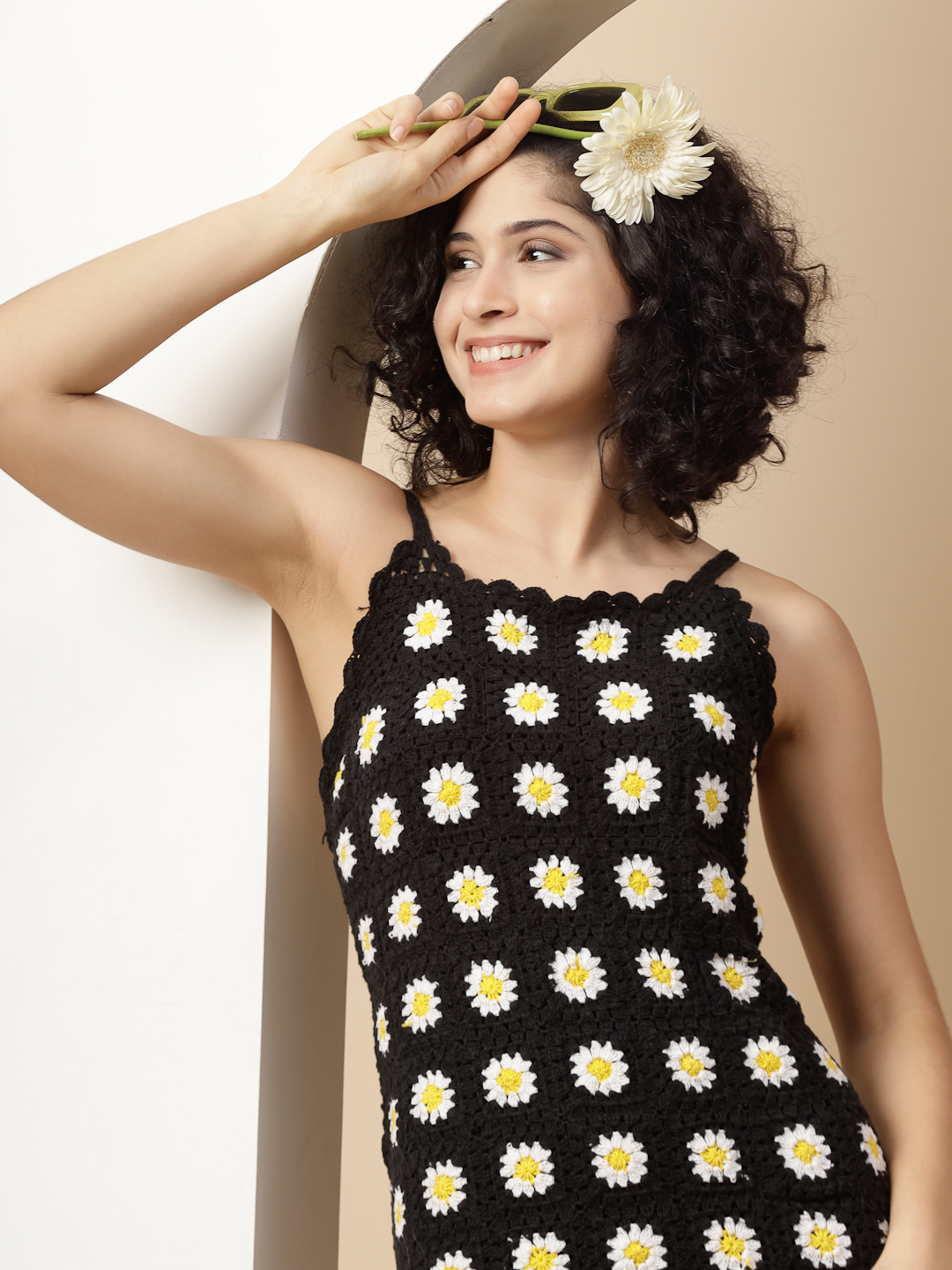 Crochet Sunflower Midi - Black Beachwear Dresses
