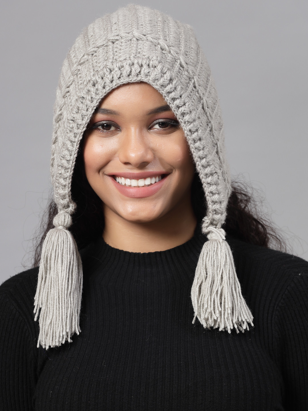 Velvery Tassel Detailing Crochet Designer Beanie- Grey