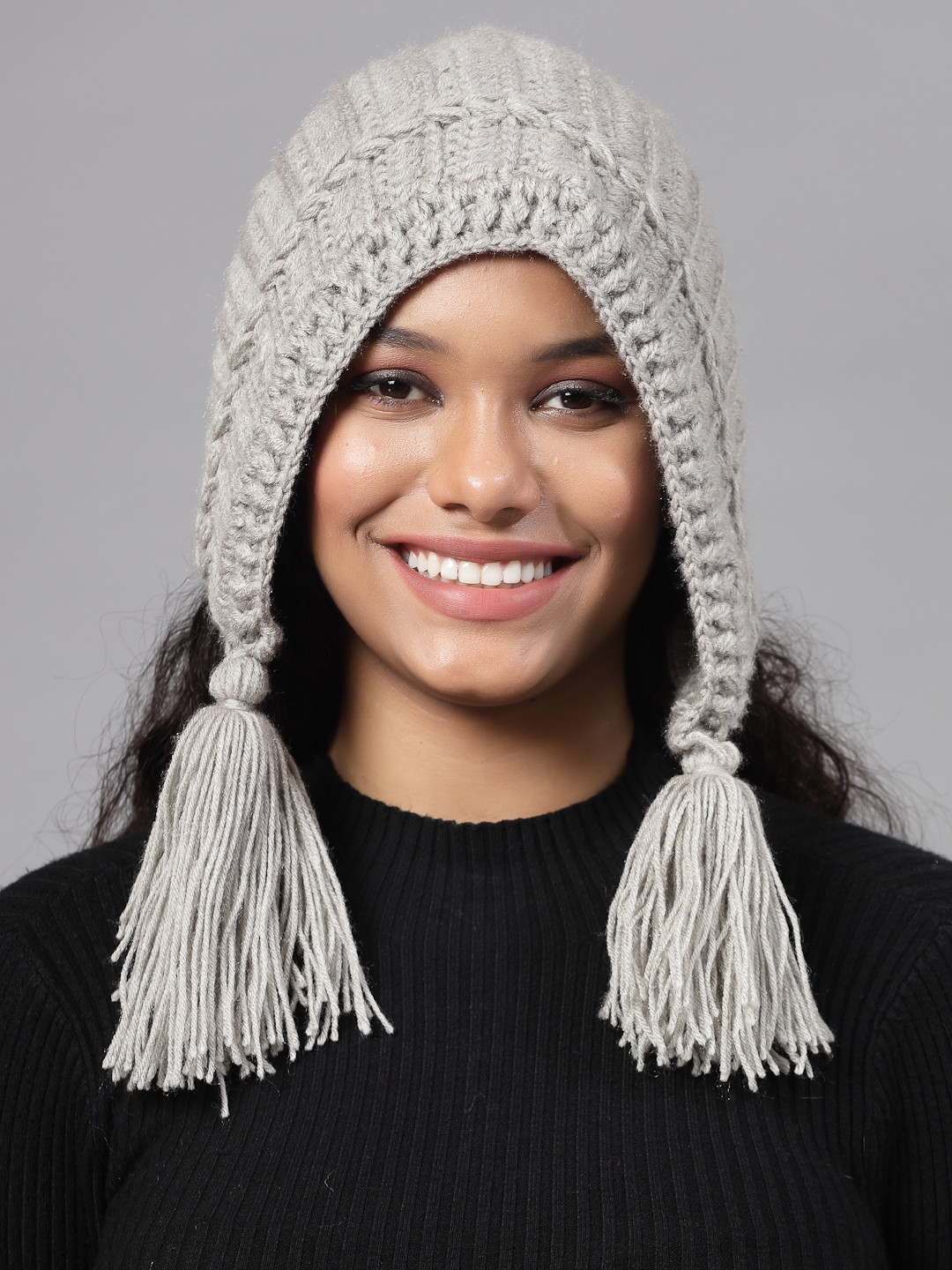 Velvery Tassel Detailing Crochet Designer Beanie- Grey