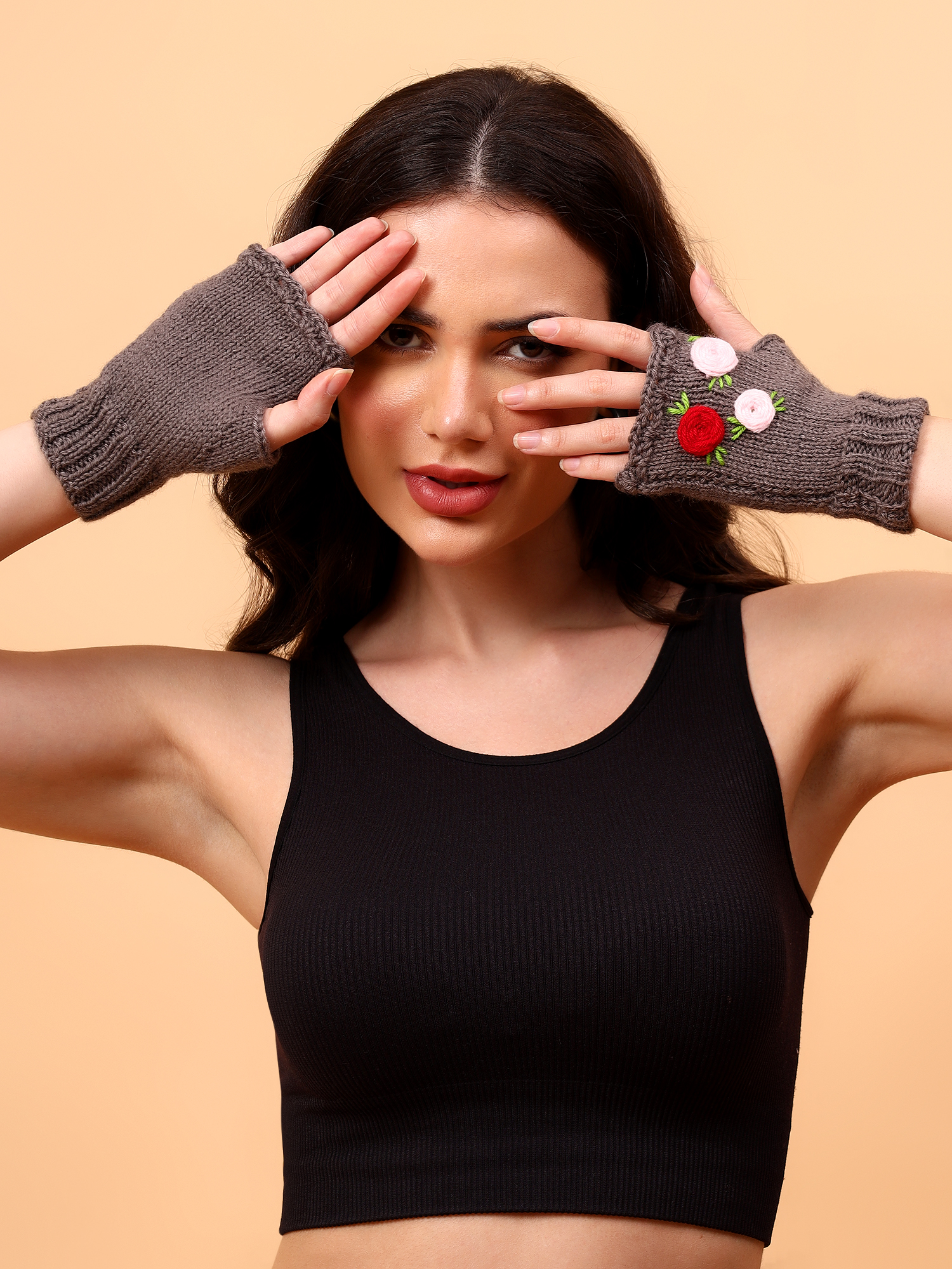 Velvery Knitted Floral Embroidery Fingerless Gloves - Light Grey