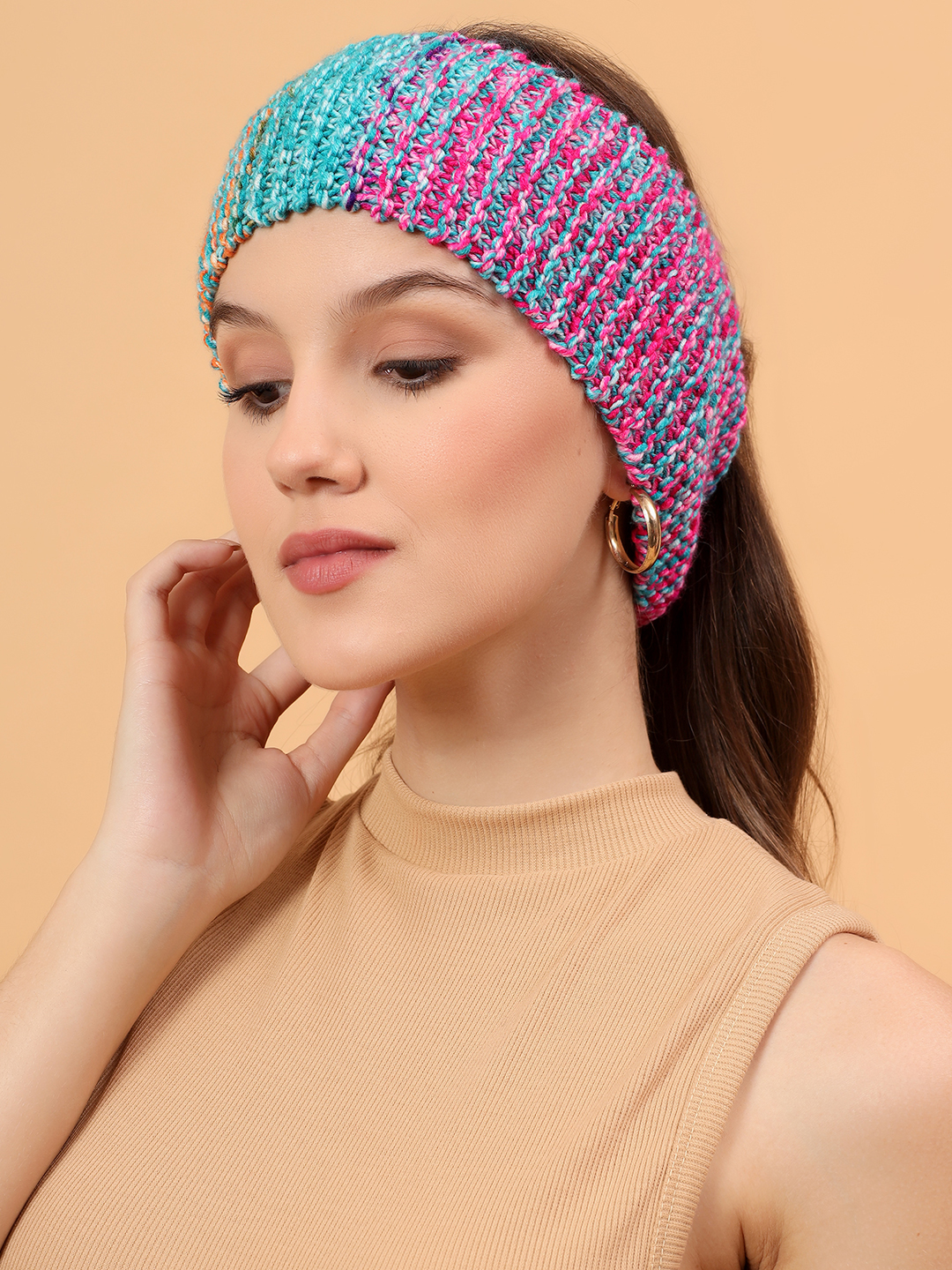 Velvery Handknitted Earmuff - Multicolor