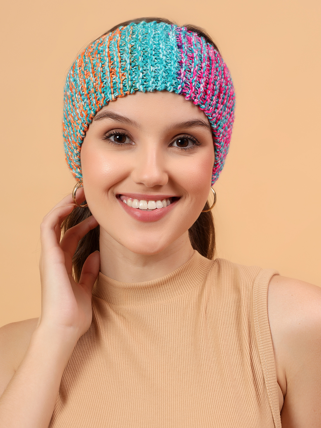 Velvery Handknitted Earmuff - Multicolor