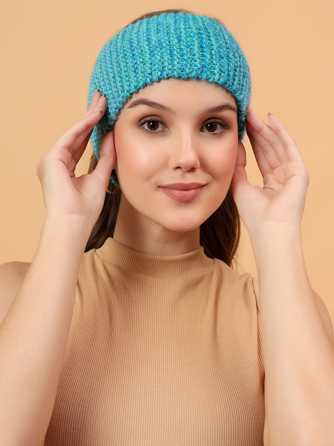 Velvery Handknitted Headwrap - Sky Blue