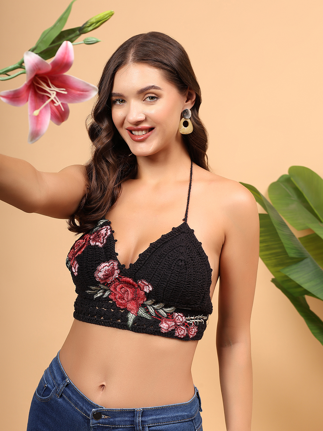 Velvery Crochet Rose Bralette - Black