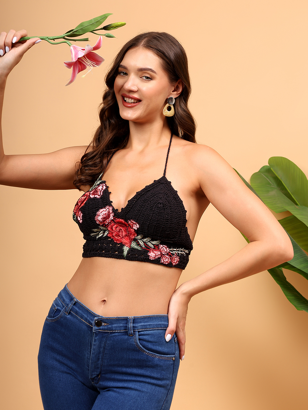 Velvery Crochet Rose Bralette - Black