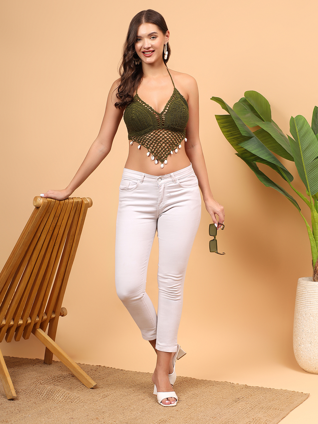 Shell Detailed Halterneck Crochet Bralette - Green