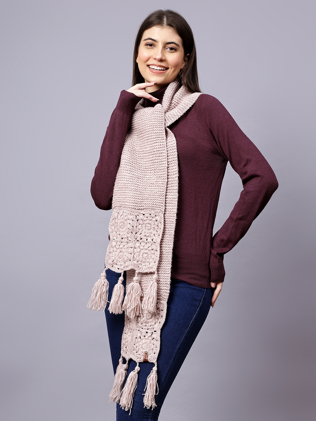 Velvery Mauve Tasseled Hand Knitted Women Muffler