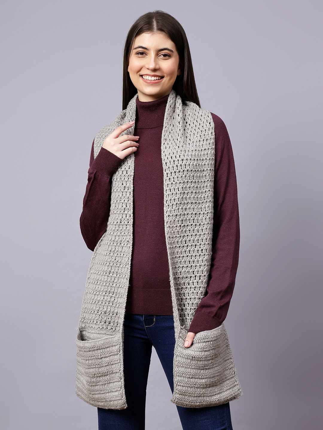 Velvery Grey Patch Pockets Hand Knitted Women Muffler