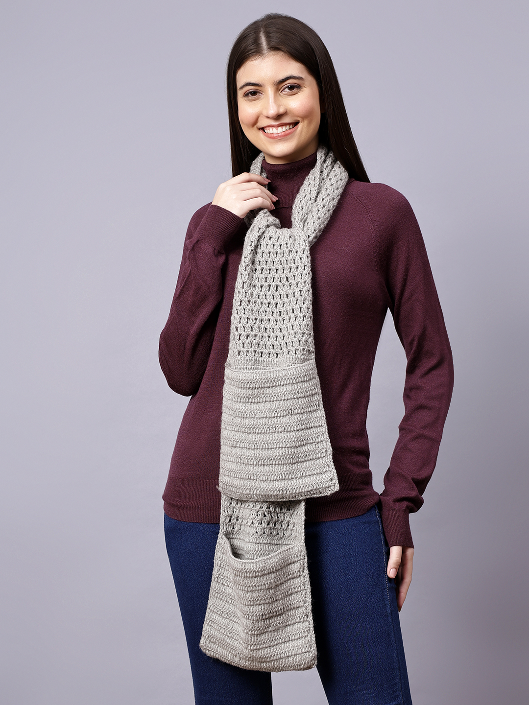 Velvery Grey Patch Pockets Hand Knitted Women Muffler