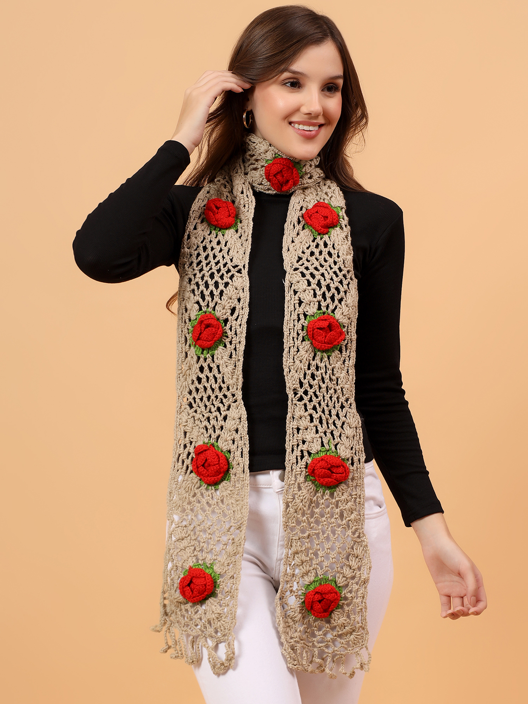 Velvery Rose Detailed Muffler - Beige