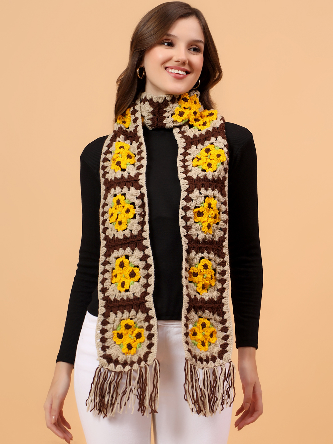 Velvery Handmade Floral Muffler - Beige