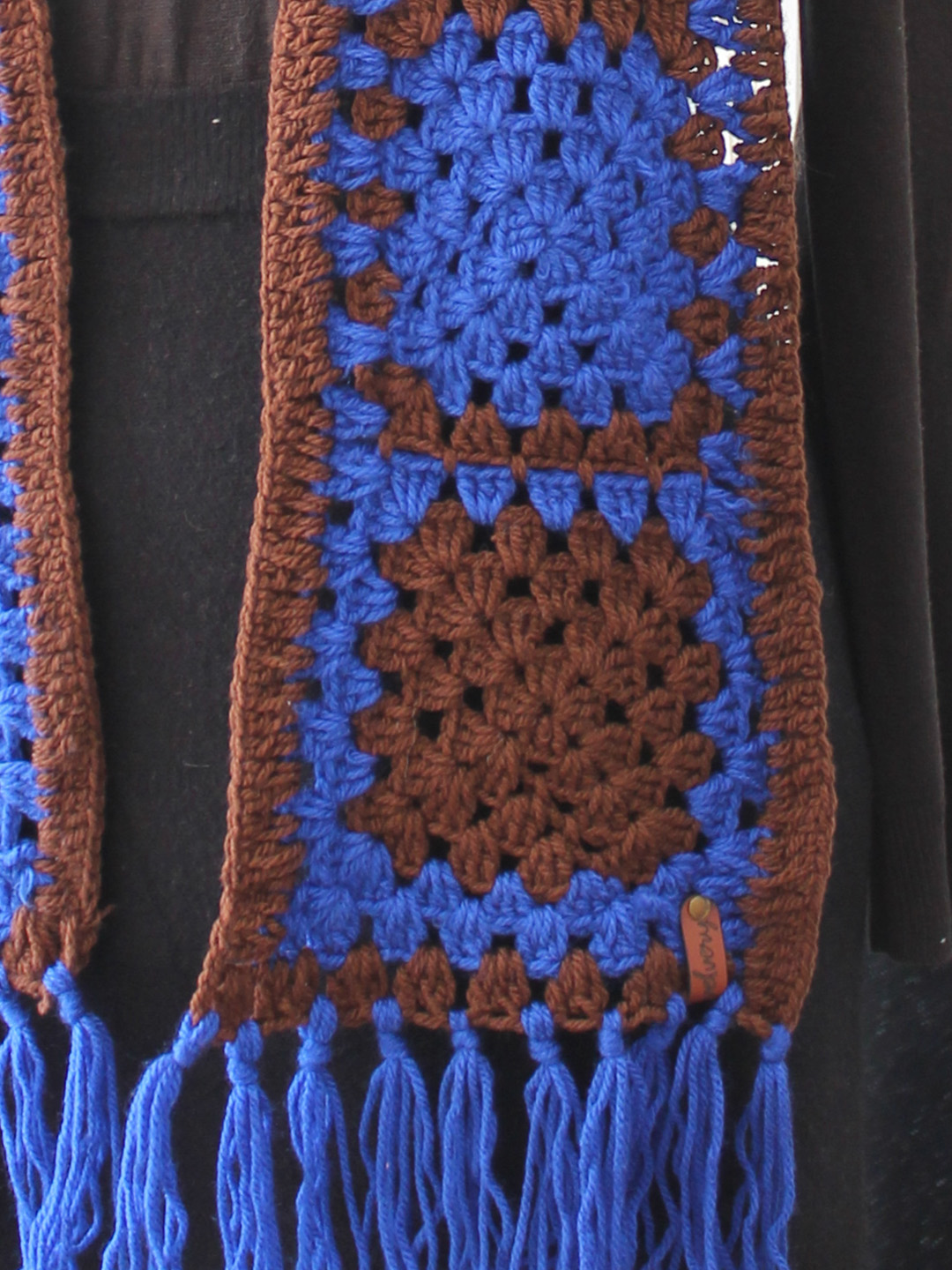 Velvery handmade Self Design Muffler - Blue
