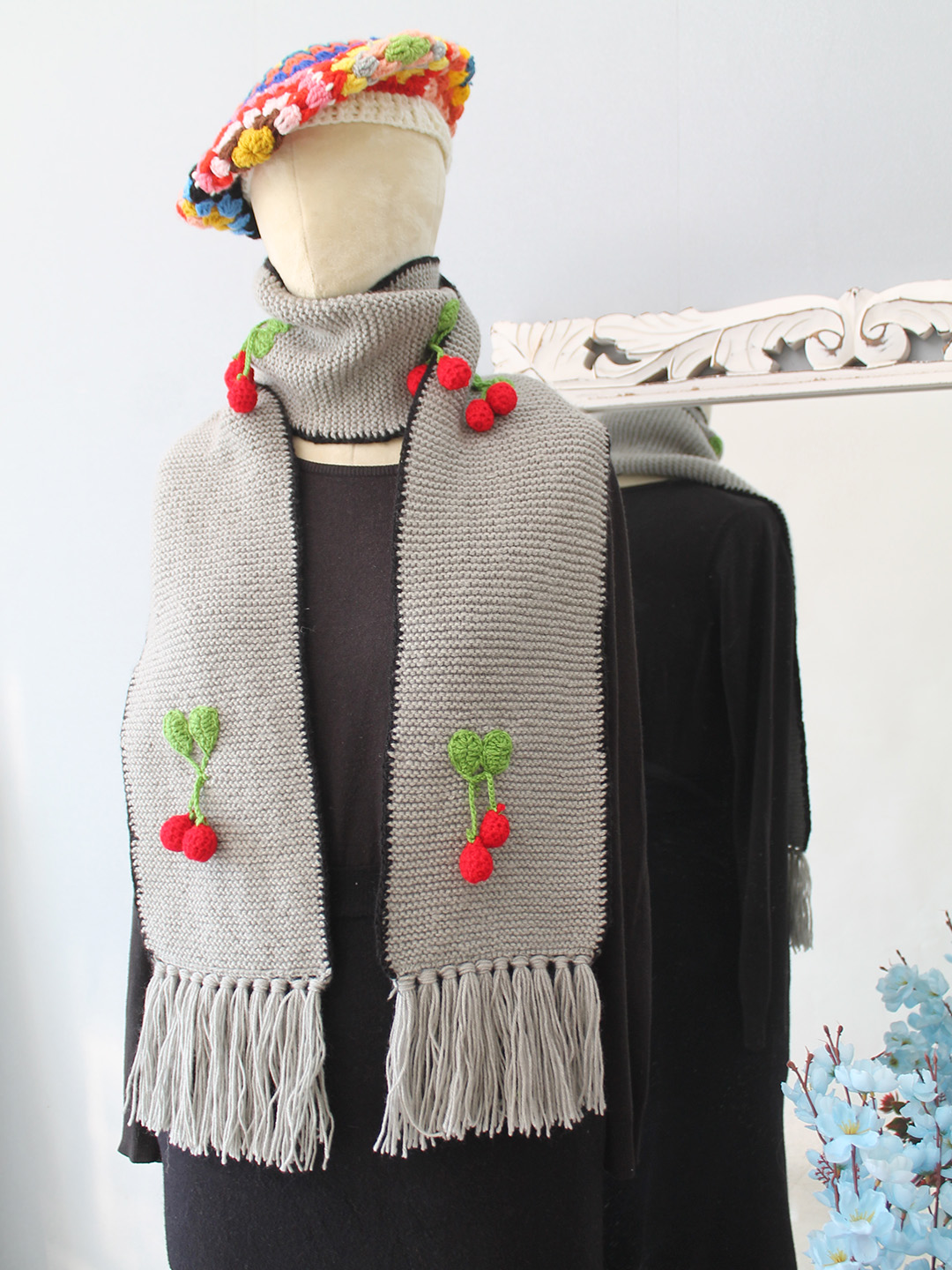 Velvery Handmade Cherry Applique Muffler - Light Grey
