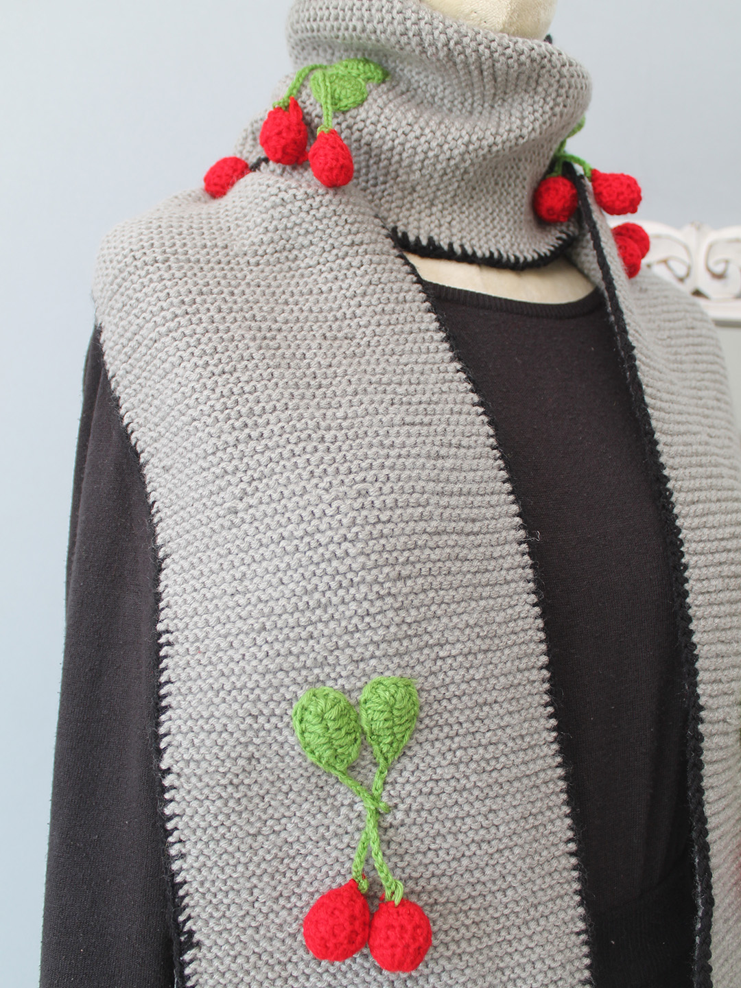 Velvery Handmade Cherry Applique Muffler - Light Grey