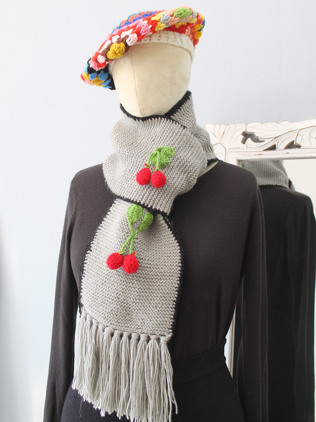 Velvery Handmade Cherry Applique Muffler - Light Grey