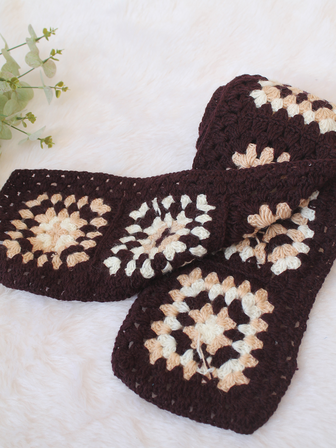 Velvery Crochet Granny Square Muffler - Brown