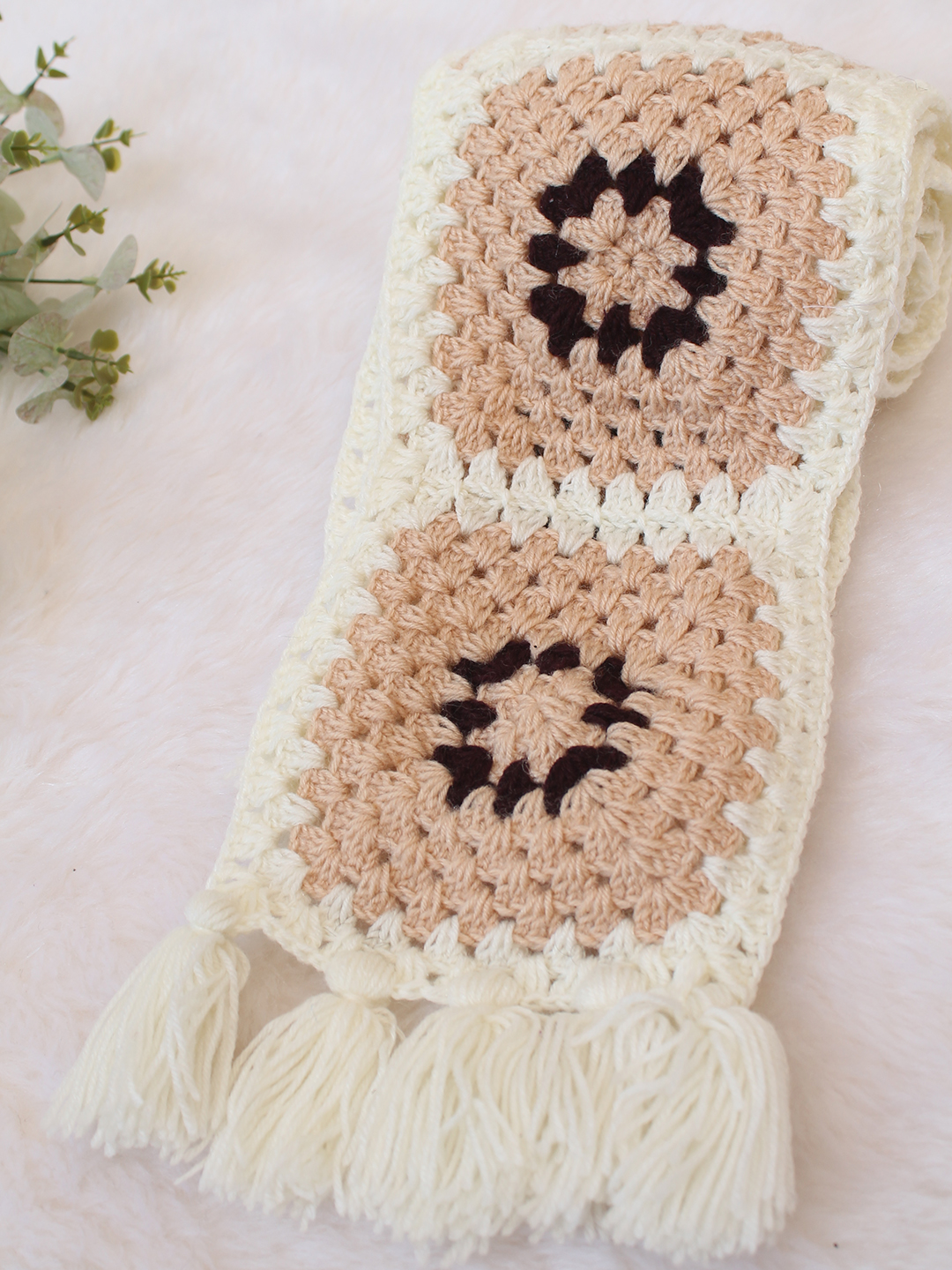 Velvery Crochet Granny Square Muffler - Beige