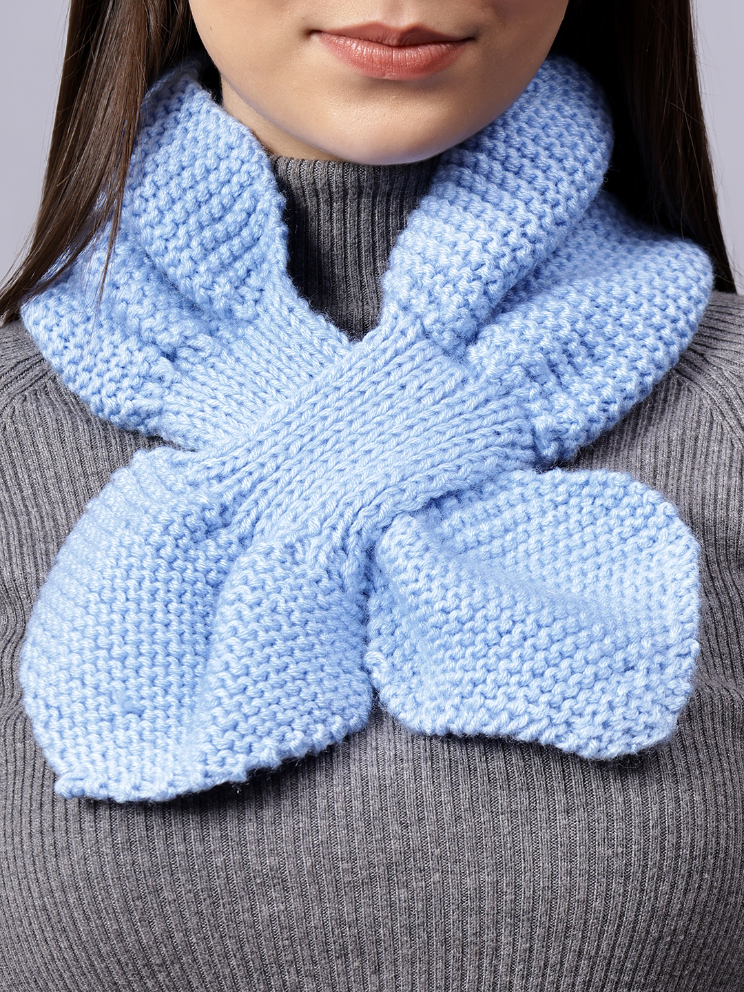 Velvery Blue Self Design Hand Knitted Women Neckwarmer