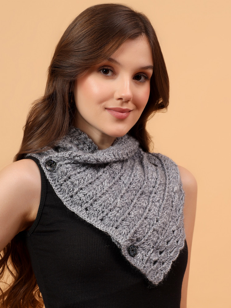 Image of Velvery Handknitted Cowl Button Neckwarmer - Light Grey