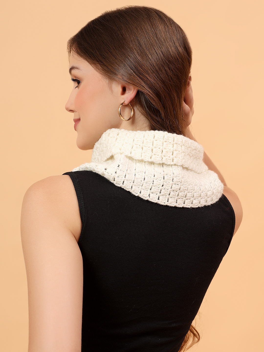 Velvery Handknitted Basket Weave Neckwarmer - Cream