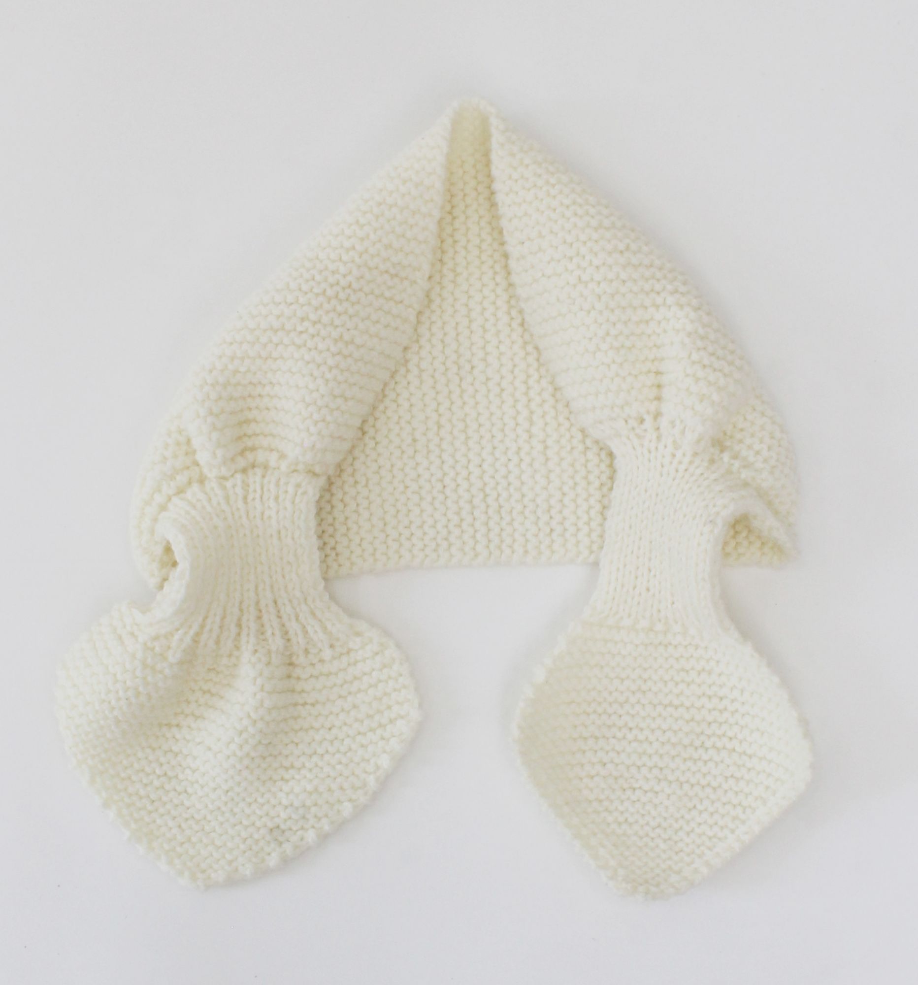 Velvery Handknitted Keyhole Neck Warmer - Cream