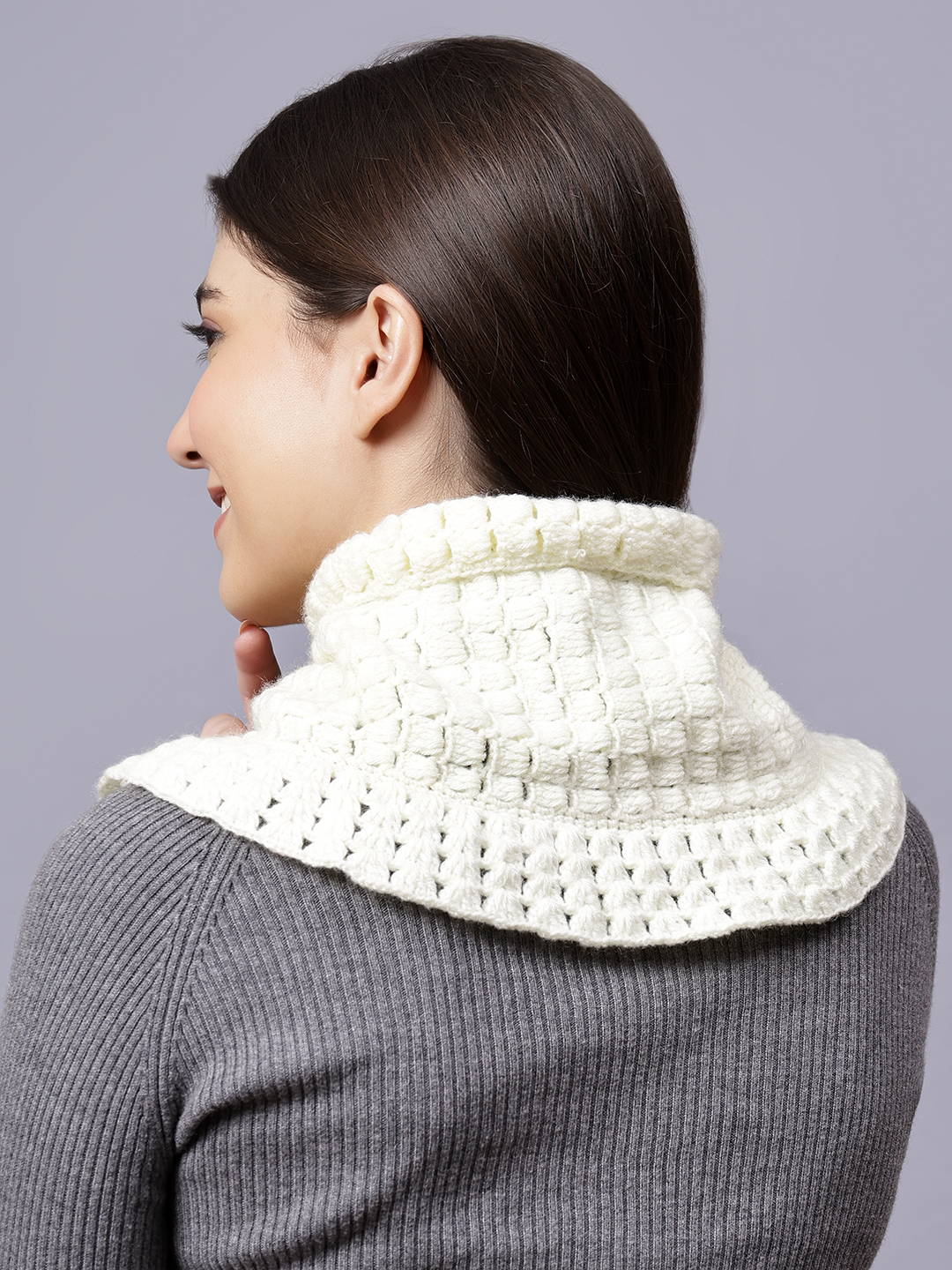 Velvery Cream Self Design Hand Knitted Women Neckwarmer