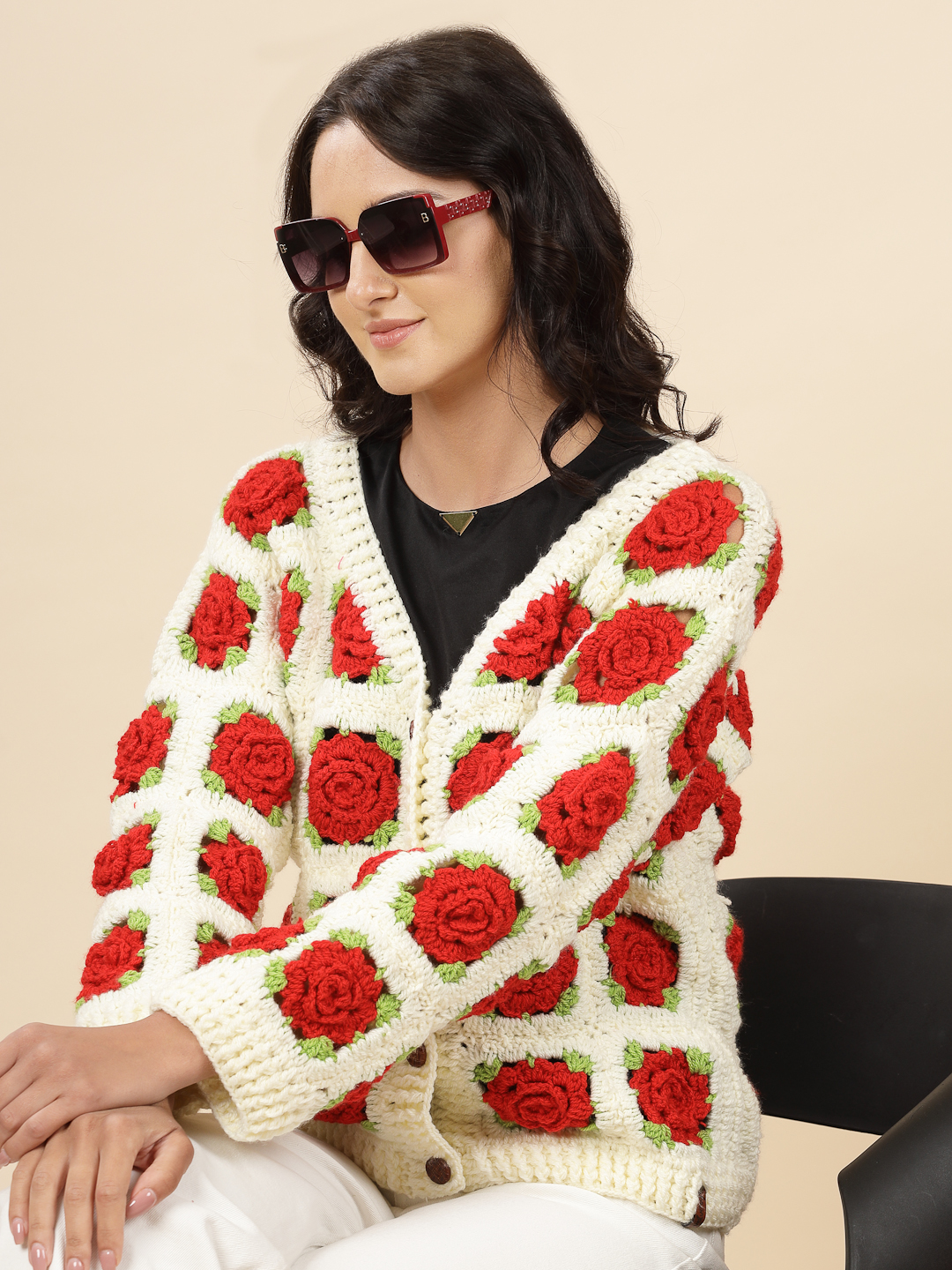 Velvery Handmade Red & Cream Rose V-Neck Cardigan
