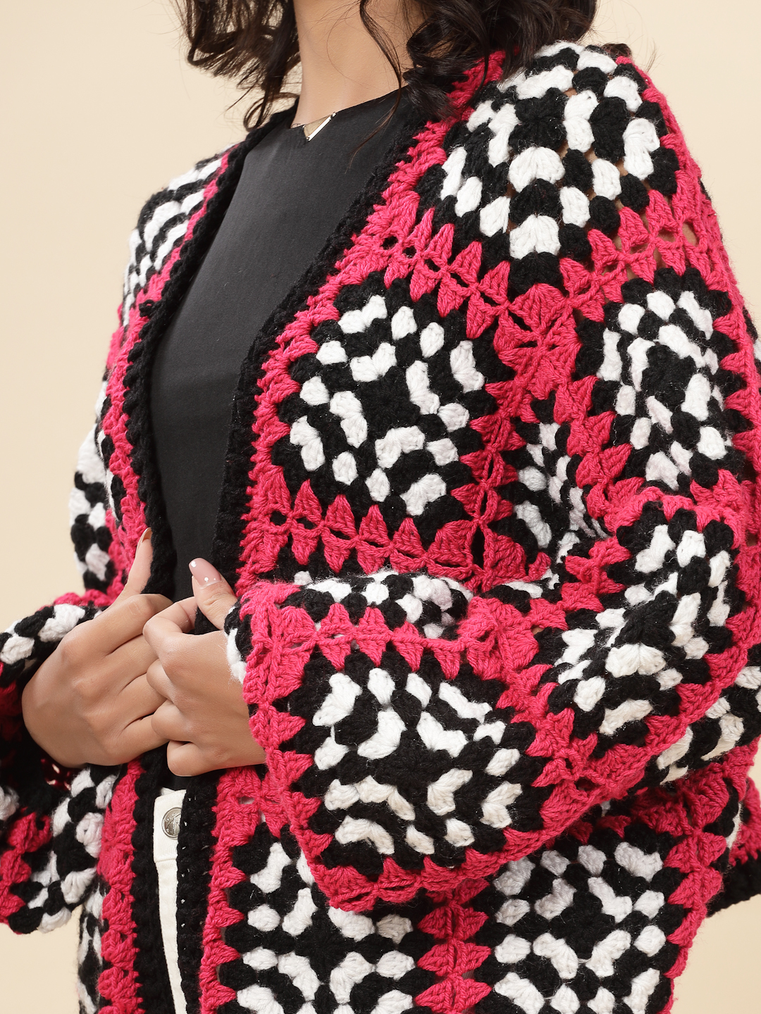 Velvery Handmade Black & Pink Crochet V-Neck Cardigan