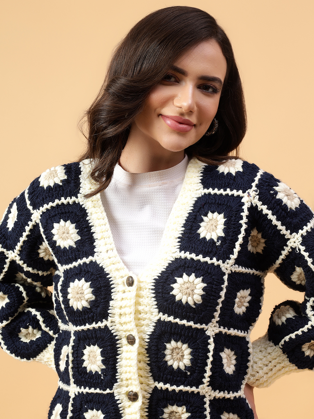 Velvery Handmade Black & White Daisy V-Neck Cardigan