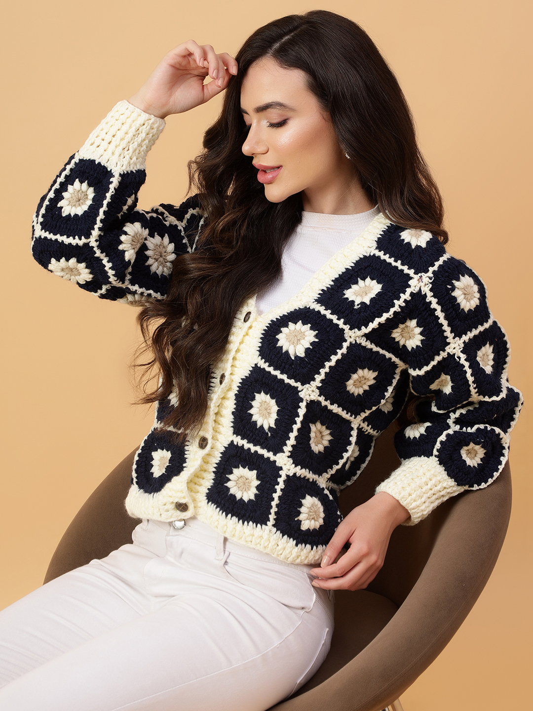 Velvery Handmade Black & White Daisy V-Neck Cardigan