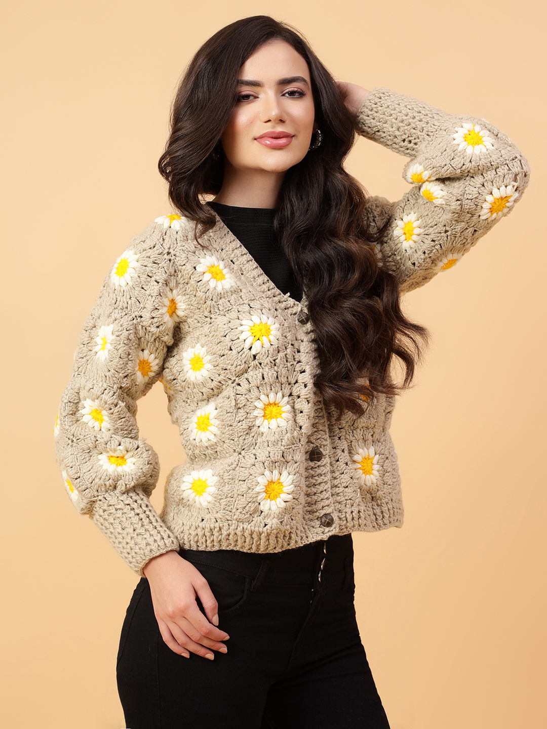 Velvery Handmade Beige & White Vintage V-Neck Cardigan