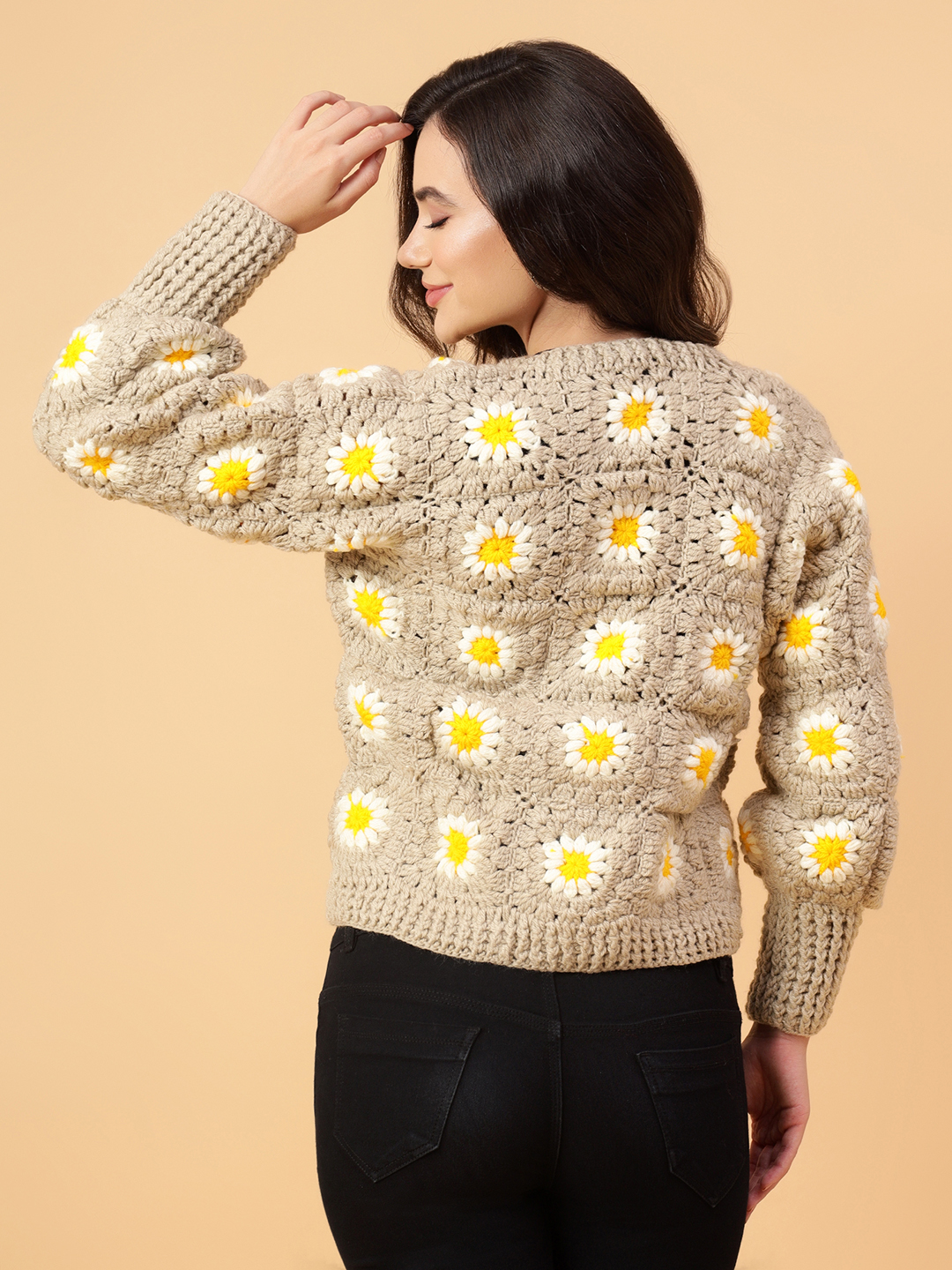 Velvery Handmade Beige & White Vintage V-Neck Cardigan