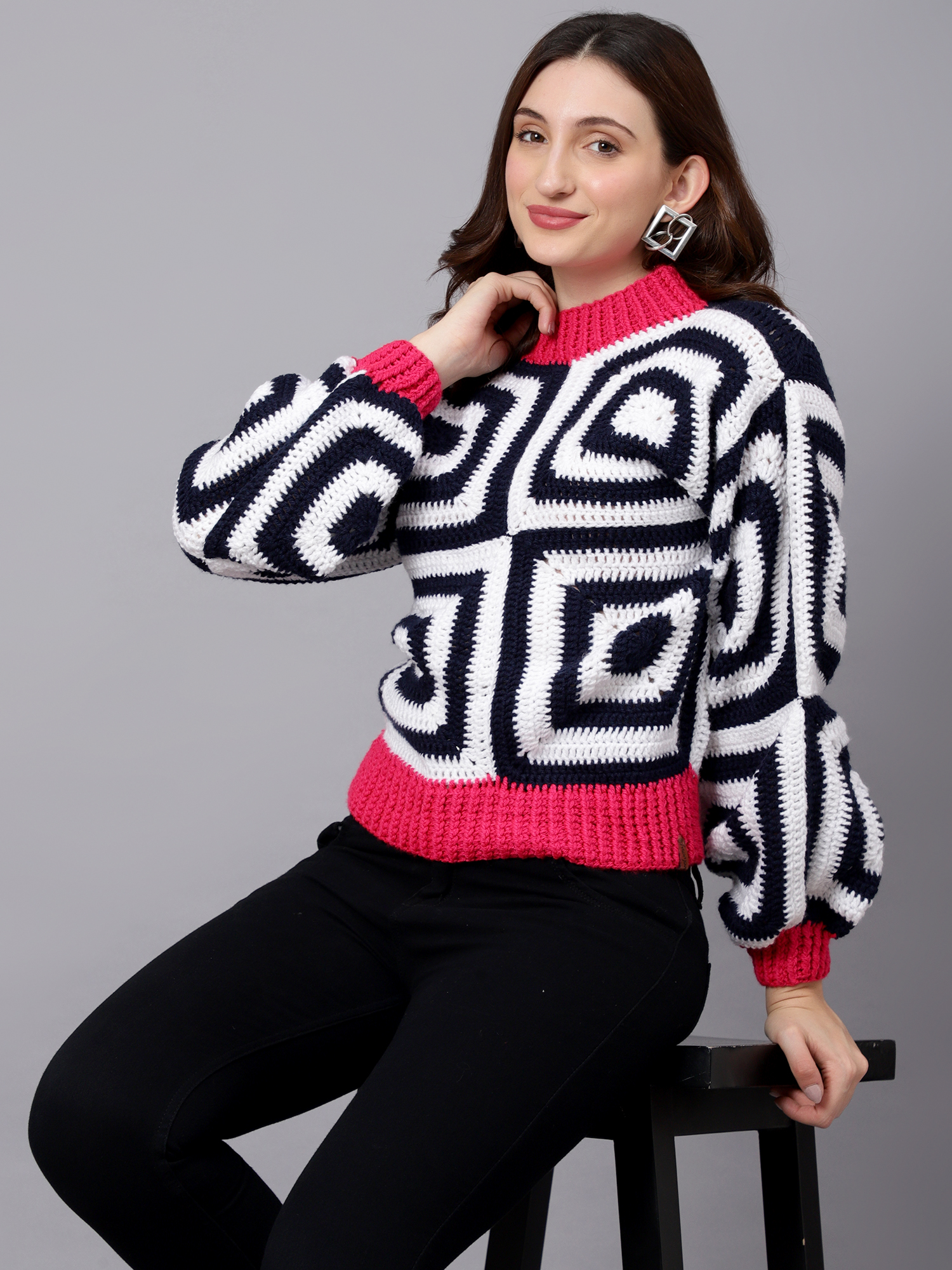 Velvery Handmade Black & White Handmade Crochet Mock Collar Pullover