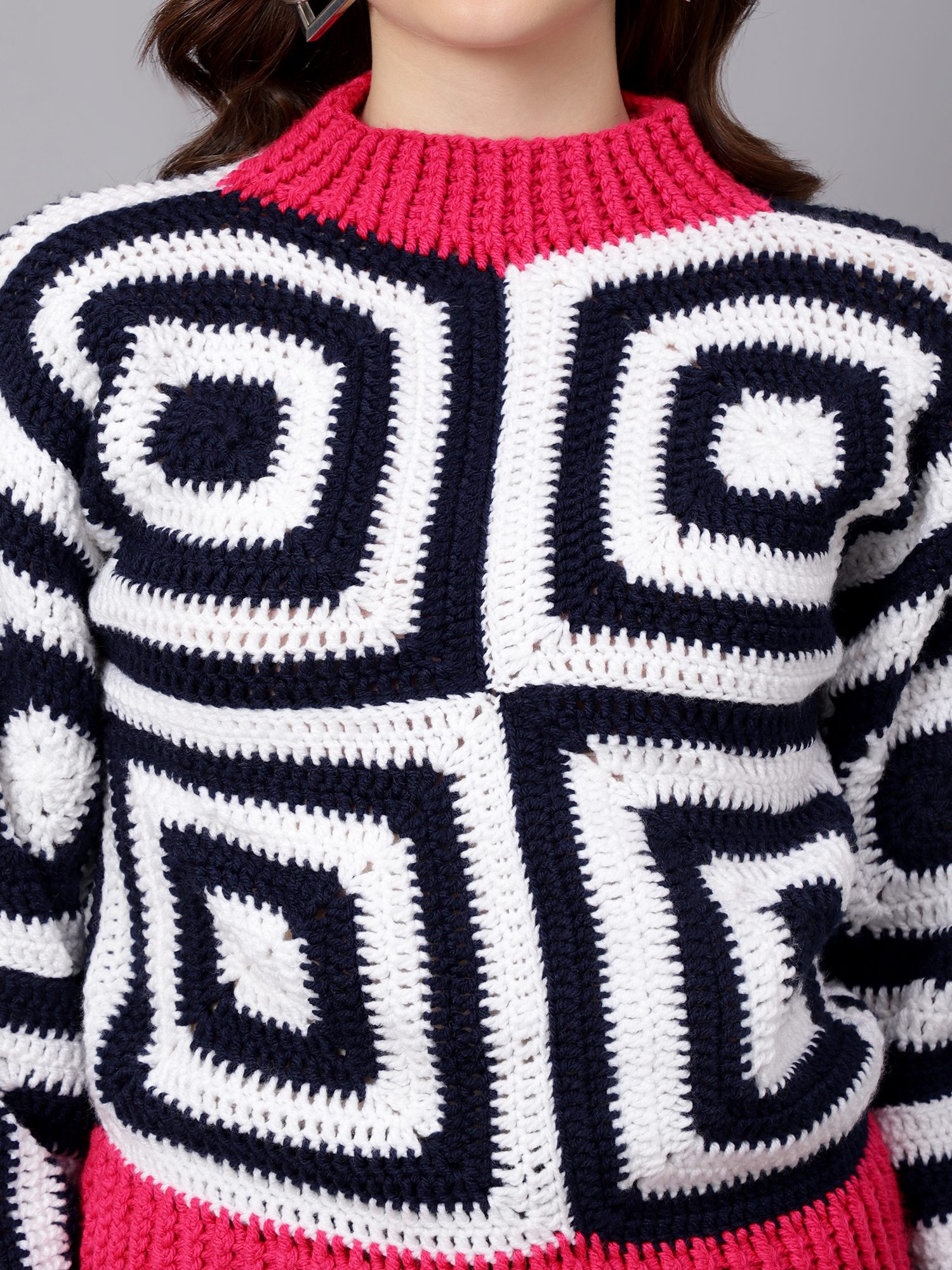 Velvery Handmade Black & White Handmade Crochet Mock Collar Pullover