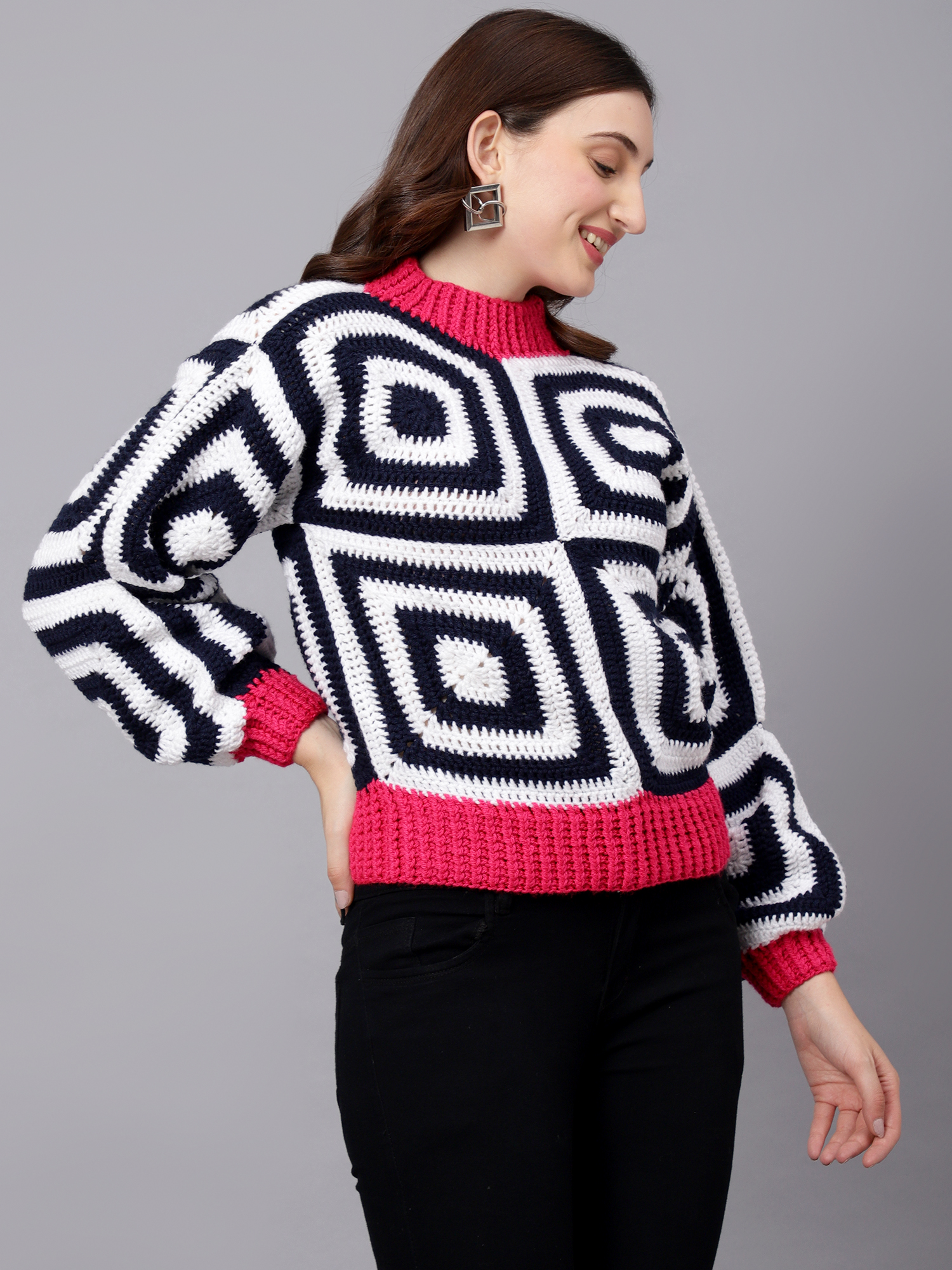 Velvery Handmade Black & White Handmade Crochet Mock Collar Pullover