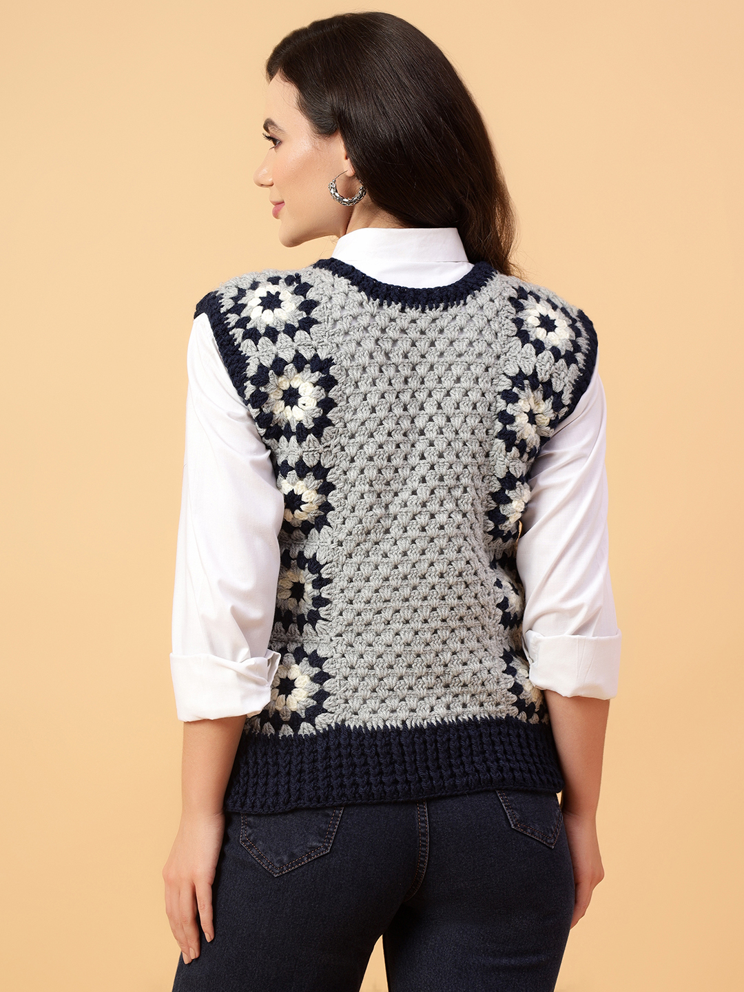Velvery Handmade Grey Granny Square Round Neck Sweater Vest