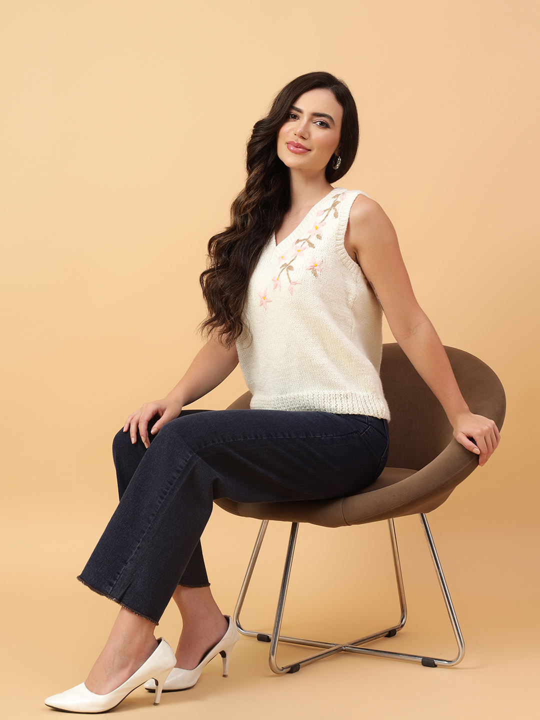 Velvery Handmade Beige Handknitted Embroidered V-Neck Sweater Vest