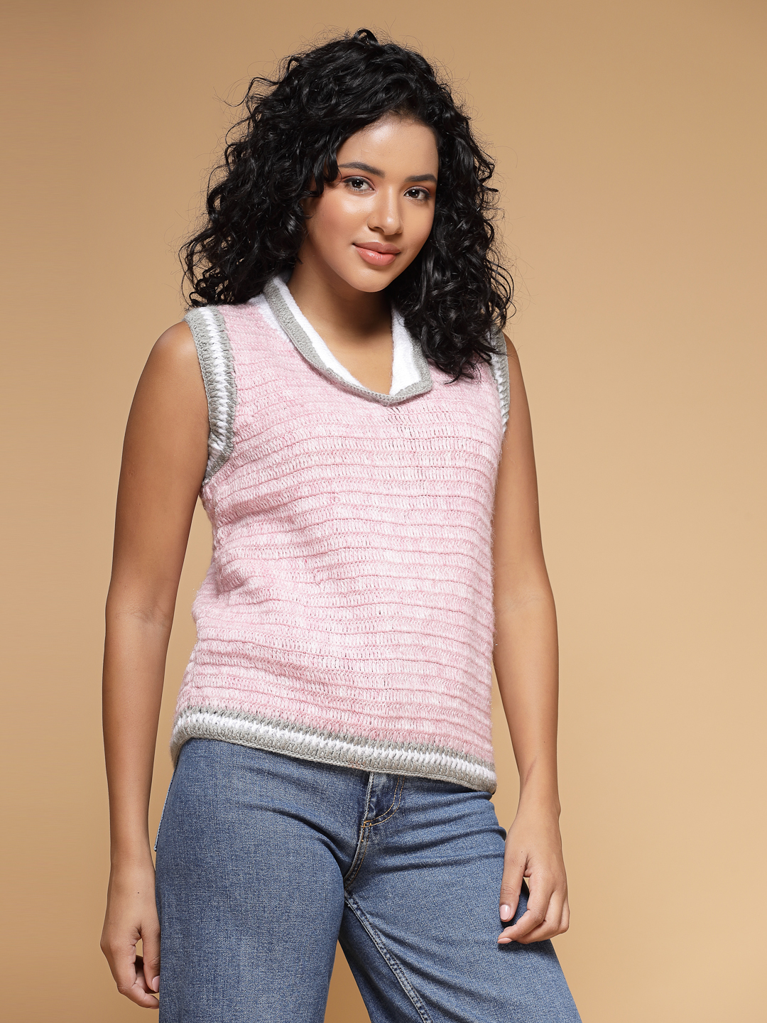 Velvery Handmade Pink Collar Detailed V-Neck Sweater Vest