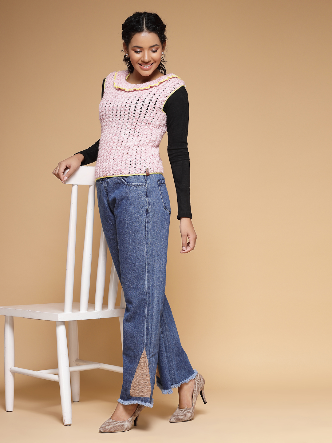 Velvery Handmade Pink Handmade Crochet Round Neck Sweater Vest