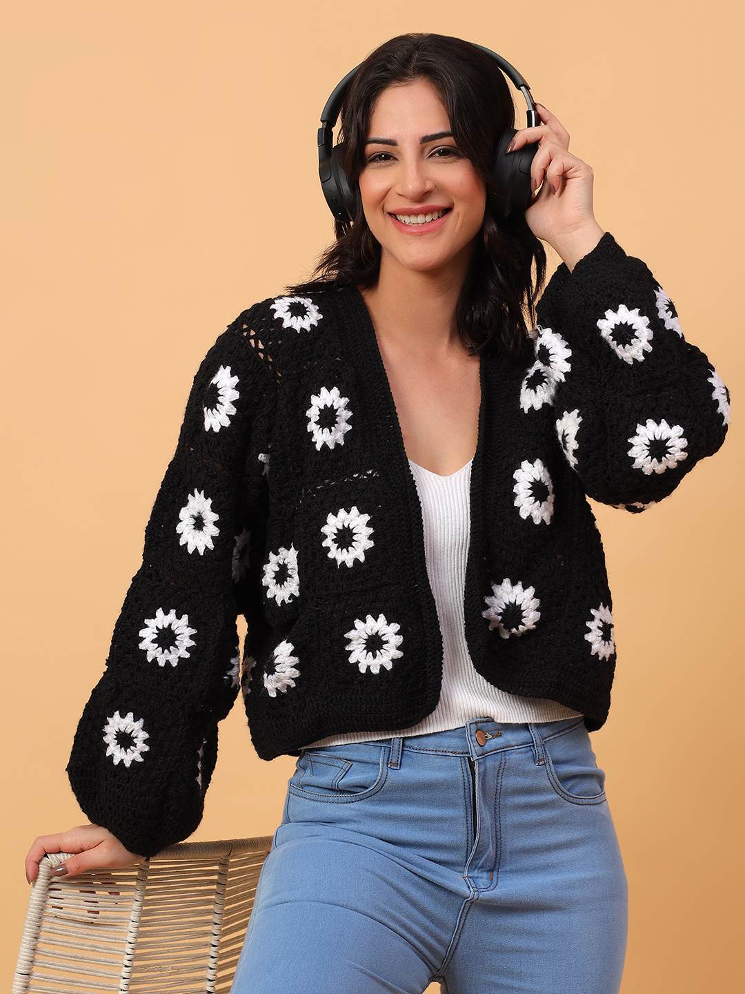 Velvery Handmade Black & White Daisy Oversized Sweater
