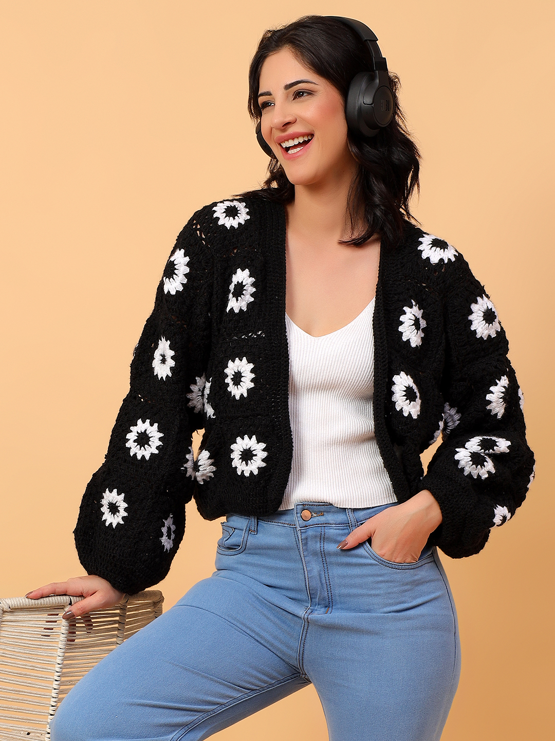 Velvery Handmade Black & White Daisy Oversized Sweater