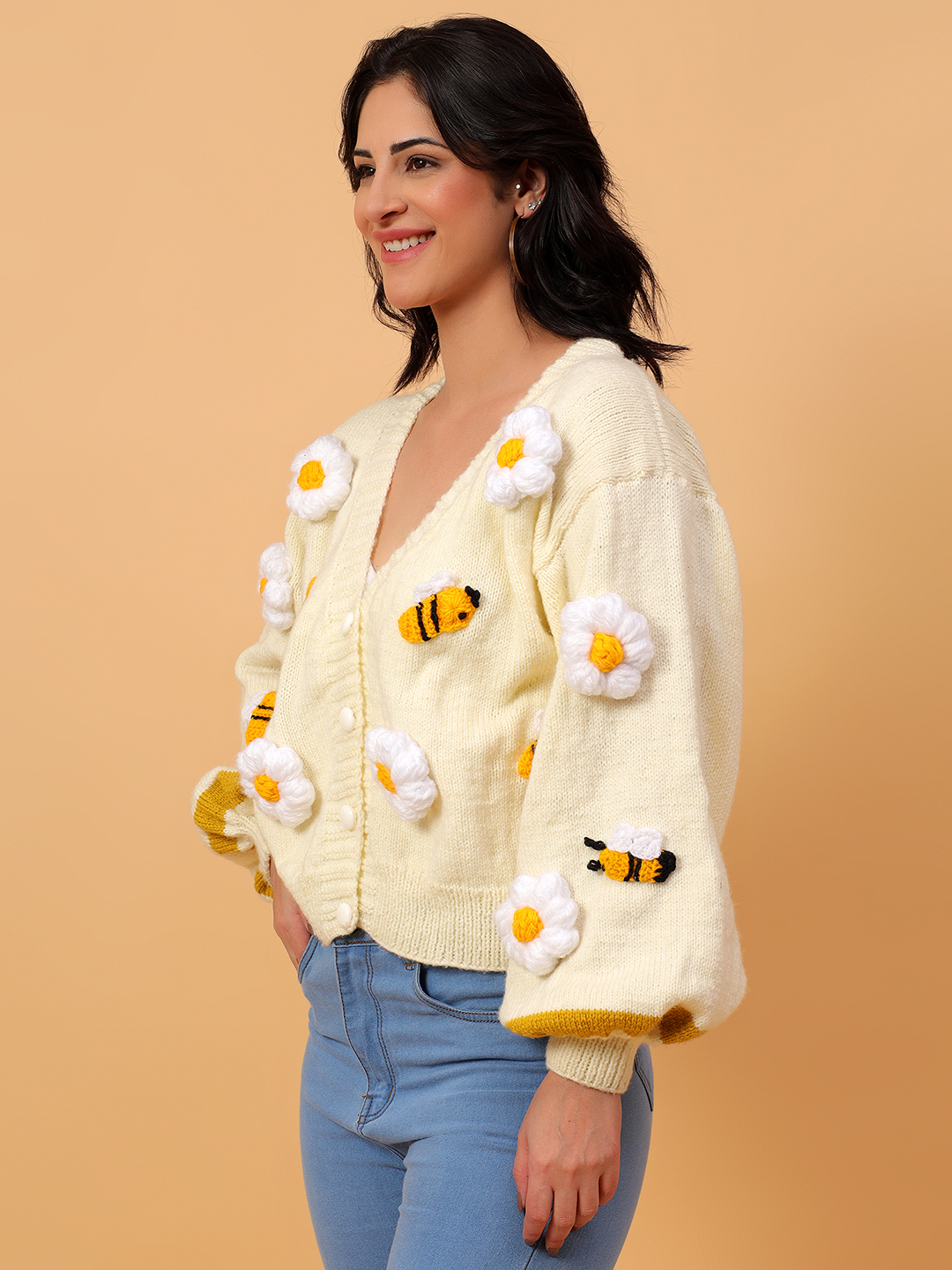 Floral Honey Bee Detailed Overszed Cardigan - Cream