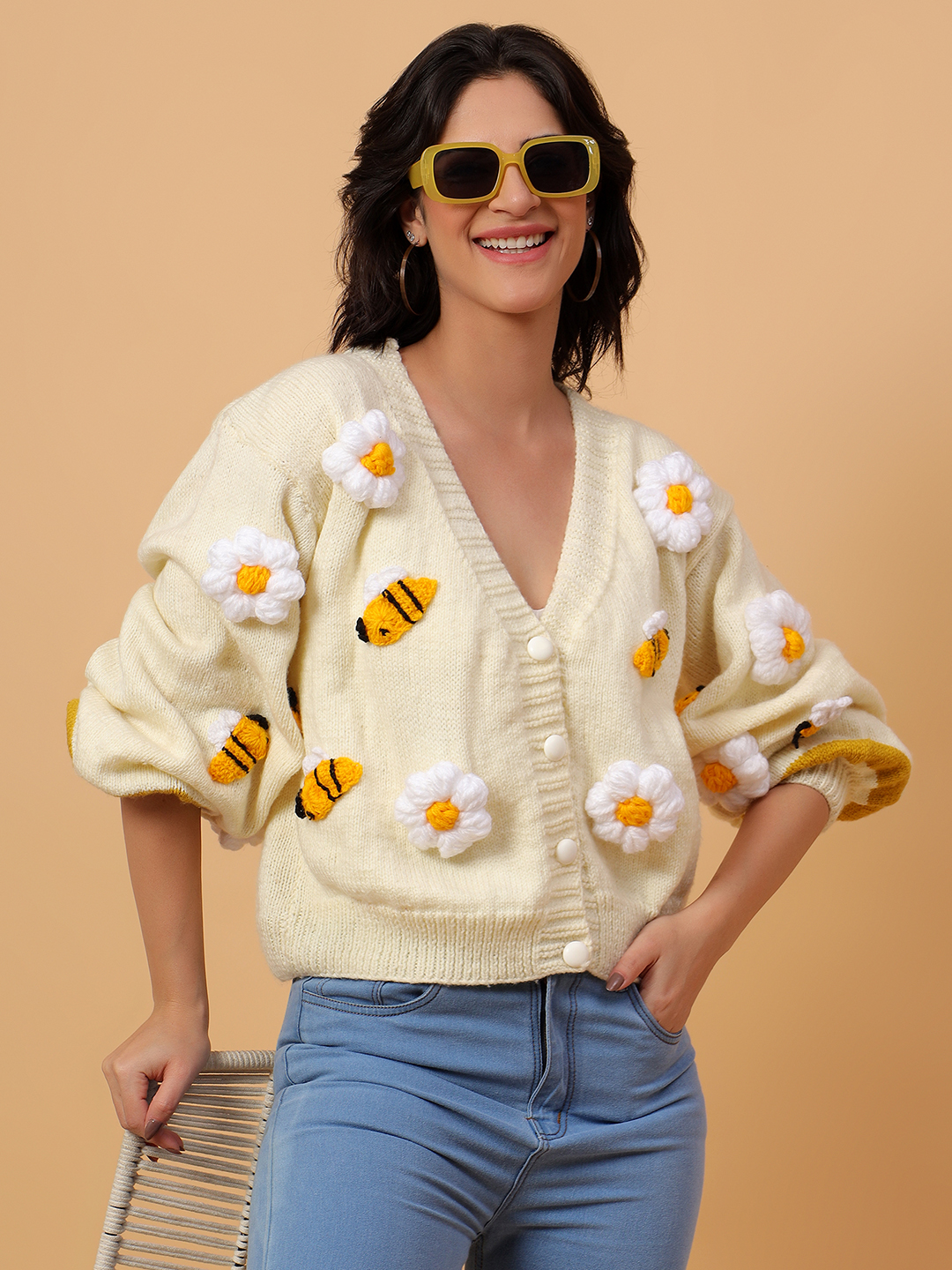 Floral Honey Bee Detailed Overszed Cardigan - Cream