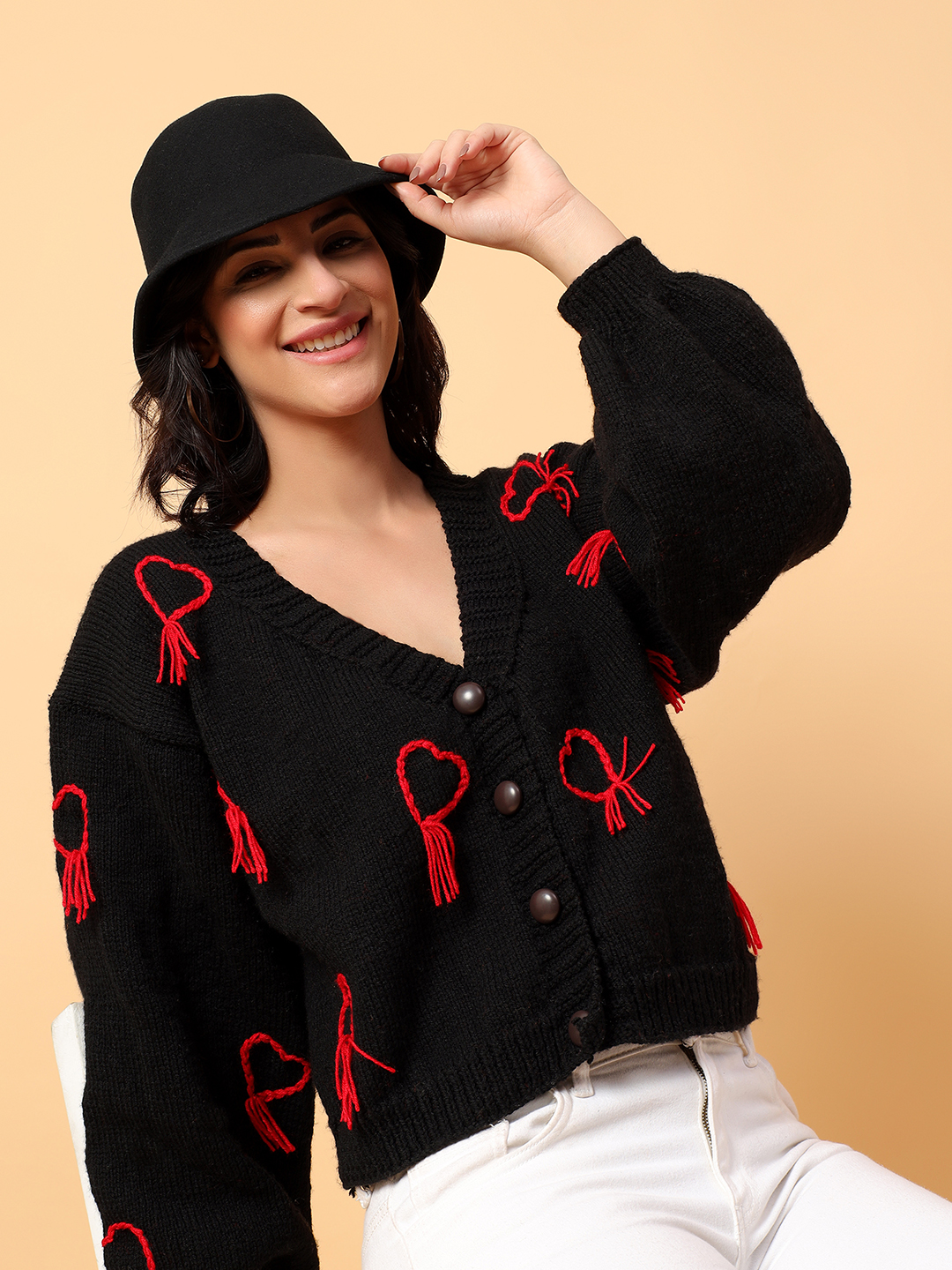 Heart Embroidered V-Neck Cardigan - Black